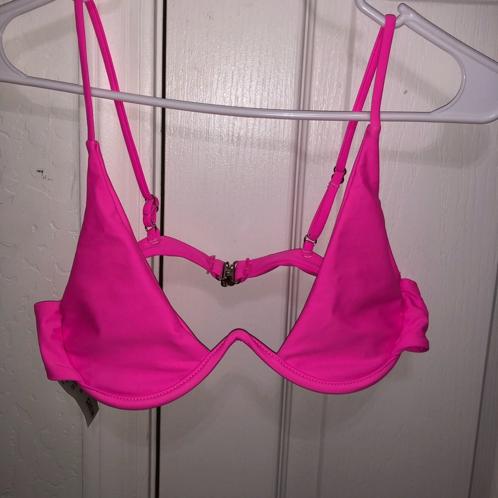 Underwire hot pink swim suit top